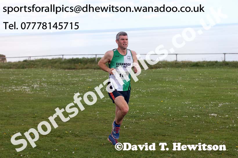 Pier to Pier Race, South Shields to Roker, Sunderland. Photo: David T. Hewitson/Sports for All Pics
